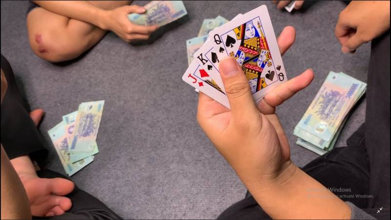 Kinh Nghiệm Chơi Bài Liêng Giỏi – Tố Chuẩn, Đọc Bài Khôn 2 Bài Liêng là gì? Vì sao lại hấp dẫn đến vậy?