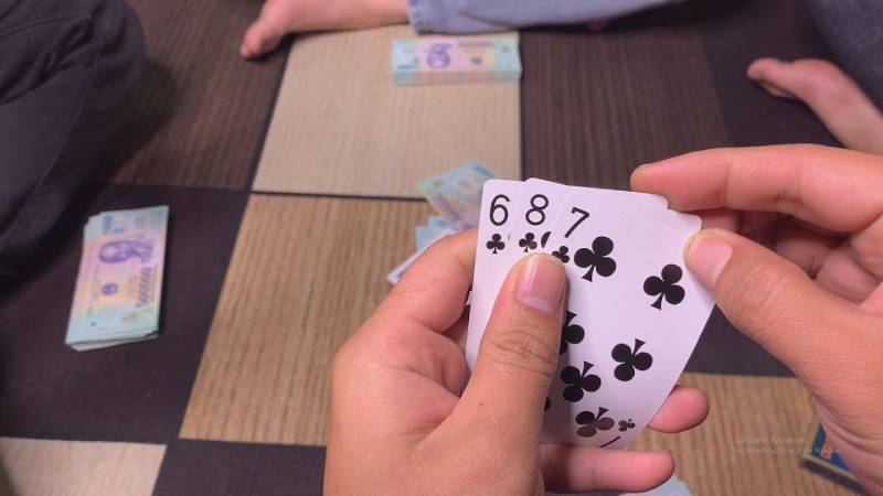 Kinh Nghiệm Chơi Bài Liêng Giỏi – Tố Chuẩn, Đọc Bài Khôn 4 Giao tiếp ngầm trên bàn chơi – chơi bằng ngôn ngữ cơ thể